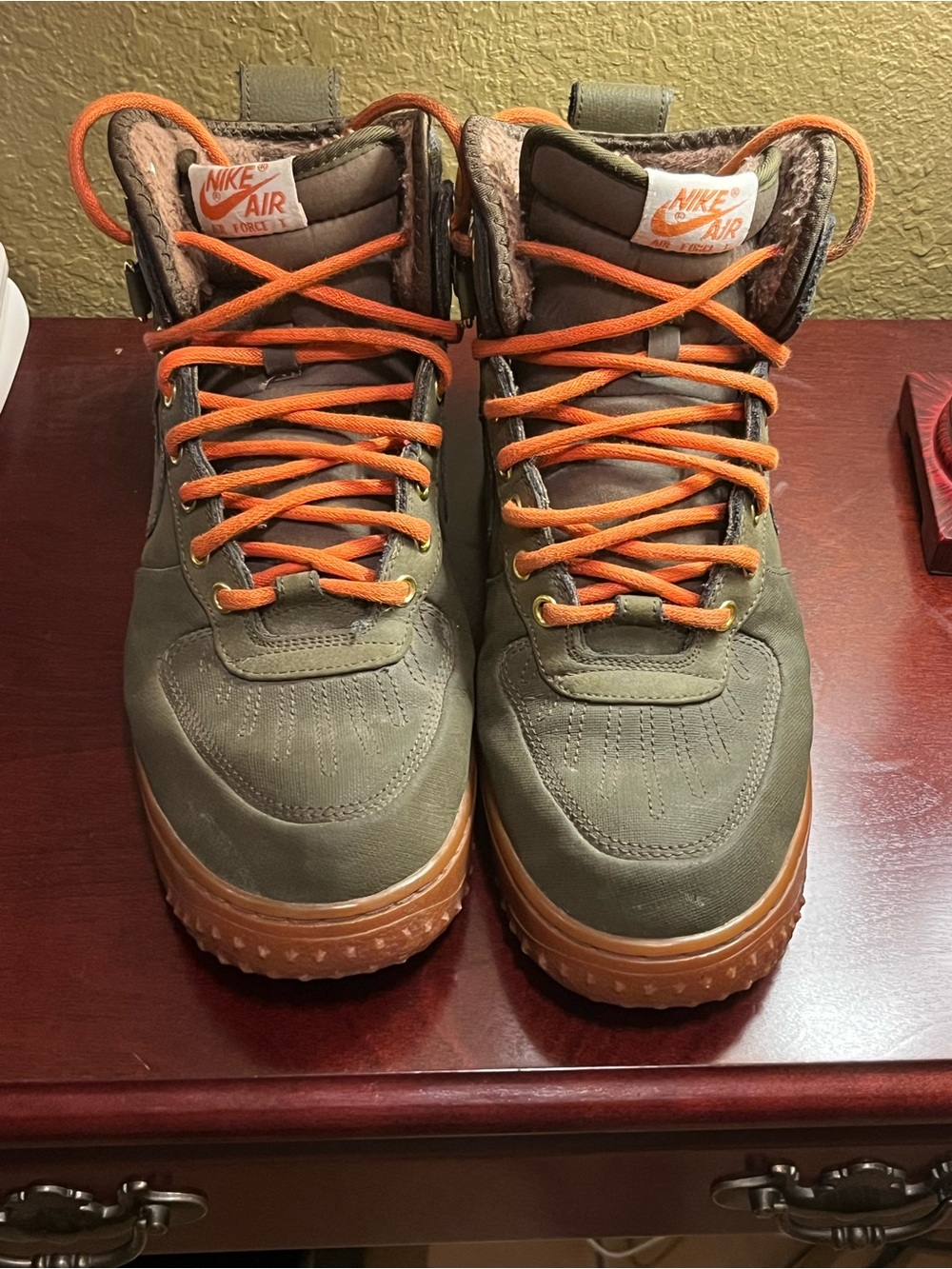 Nike Men’s Olive Green Sneakers with Orange Laces
